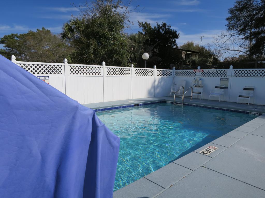 Executive Inn - Panama City Beach Upper Grand Lagoon Dış mekan fotoğraf